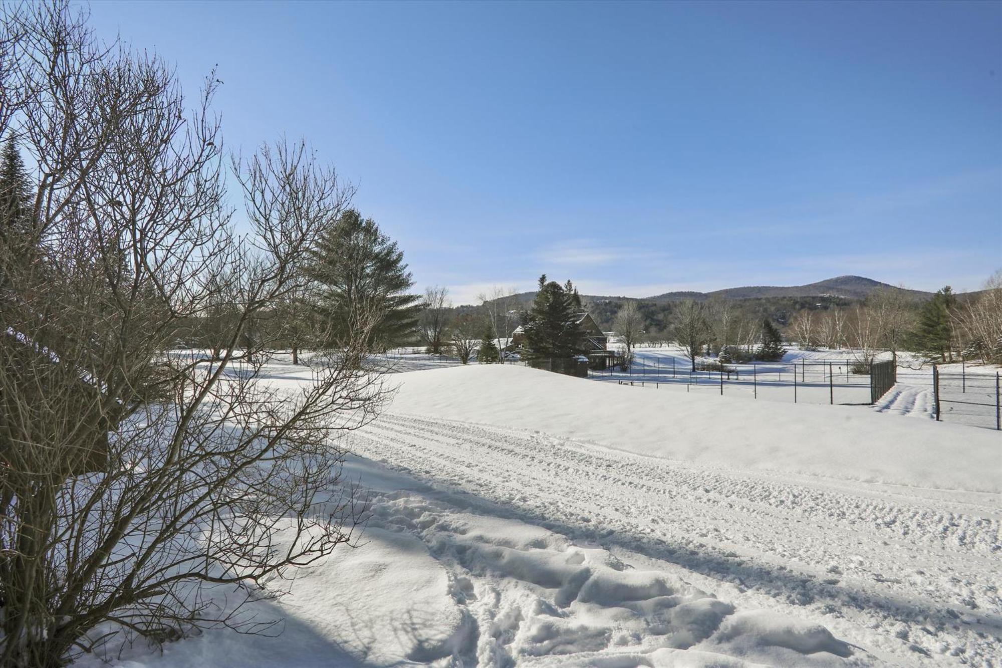 Stowe Base Camp 21 Villa Exterior photo