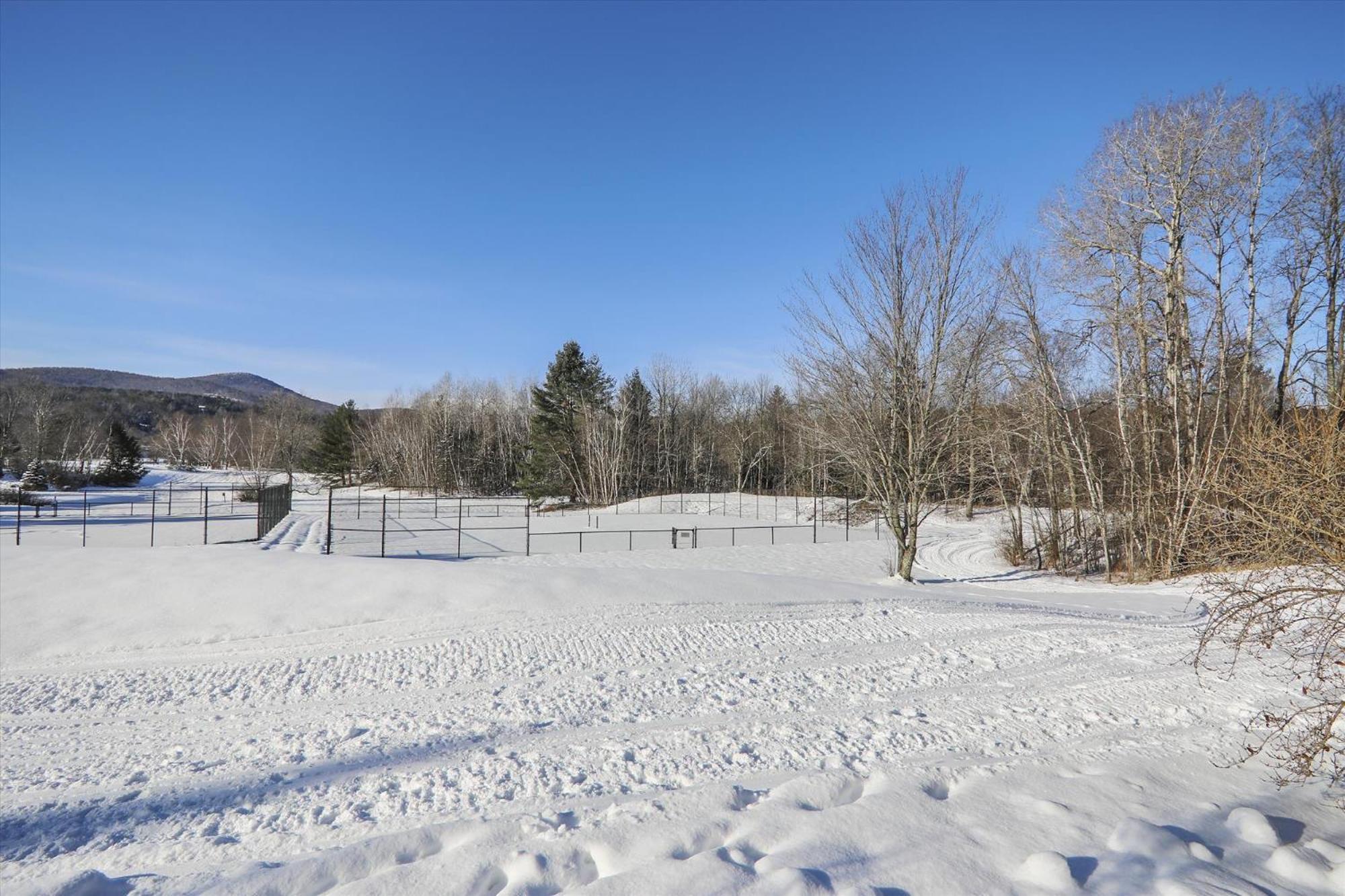 Stowe Base Camp 21 Villa Exterior photo