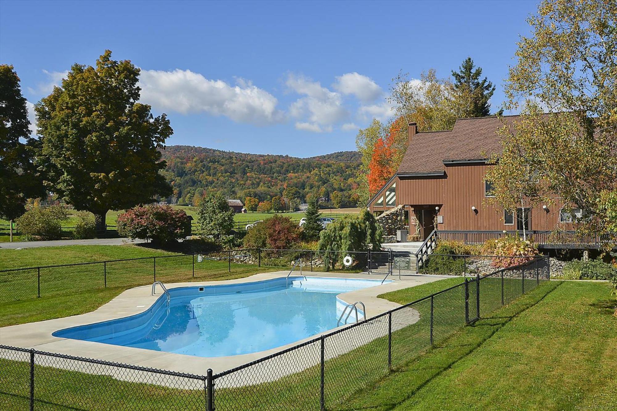 Stowe Base Camp 21 Villa Exterior photo